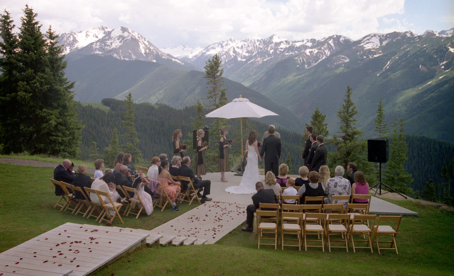 aspen wedding planner, little nell wedding, aspen wedding deck, fall mountain wedding