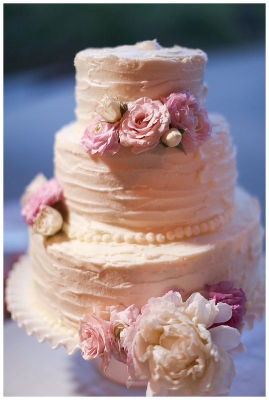 Denver Wedding Planner, colorado day of coordination, rustic wedding cake
