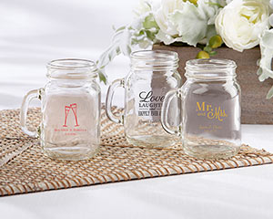 personalized wine glasses, mason jar with names on them, wedding favors