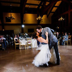 First dance, colorado wedding planner, bride and groom, wedding band, wedding DJ, mountain wedding planner