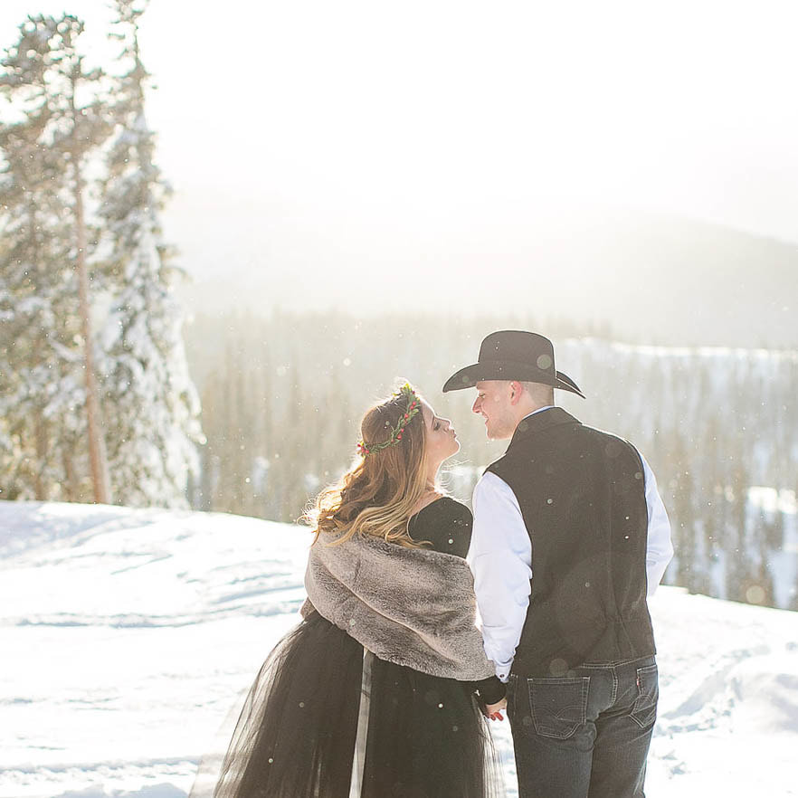 Bride and groom portrait, winter park resort elopement, sweetly paired wedding planning, mountain wedding planners, winter wedding inspiration, destination wedding panner