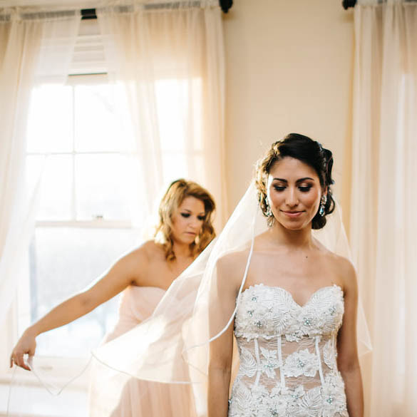 Bride getting ready photo, detail photos, denver wedding planner, colorado wedding planner, grant humphreys mansion, sweetly paired