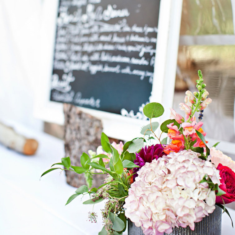 Reception venue, reception decor, welcome table, gift table decor, wild horse inn wedding, winter park wedding planner, colorado wedding inspiration, sweetly paired wedding planning, floral centerpiece, mountain wedding inspiration, chalkboard sign