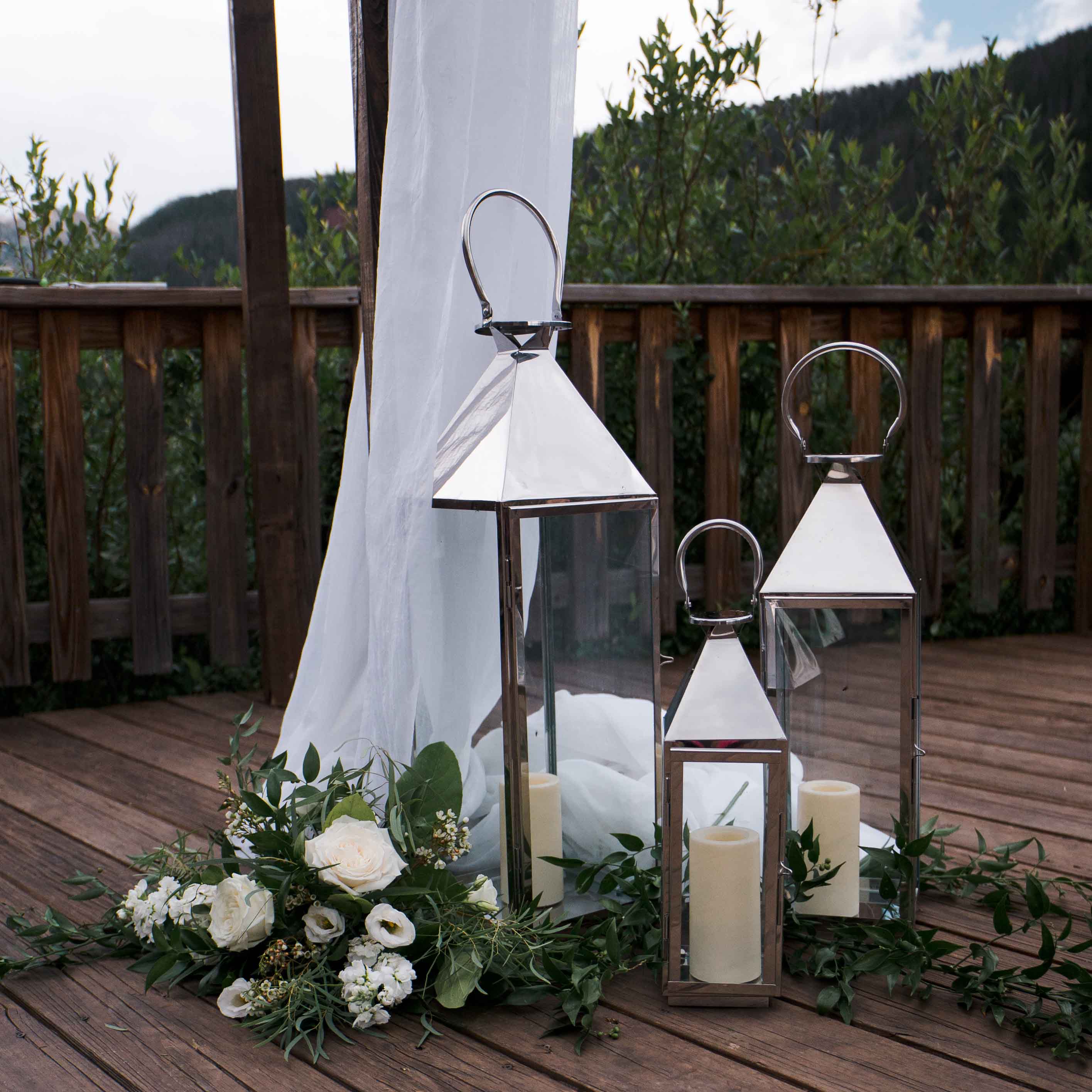 piney river ranch wedding, vail wedding planner, white wedding flowers, vail wedding 