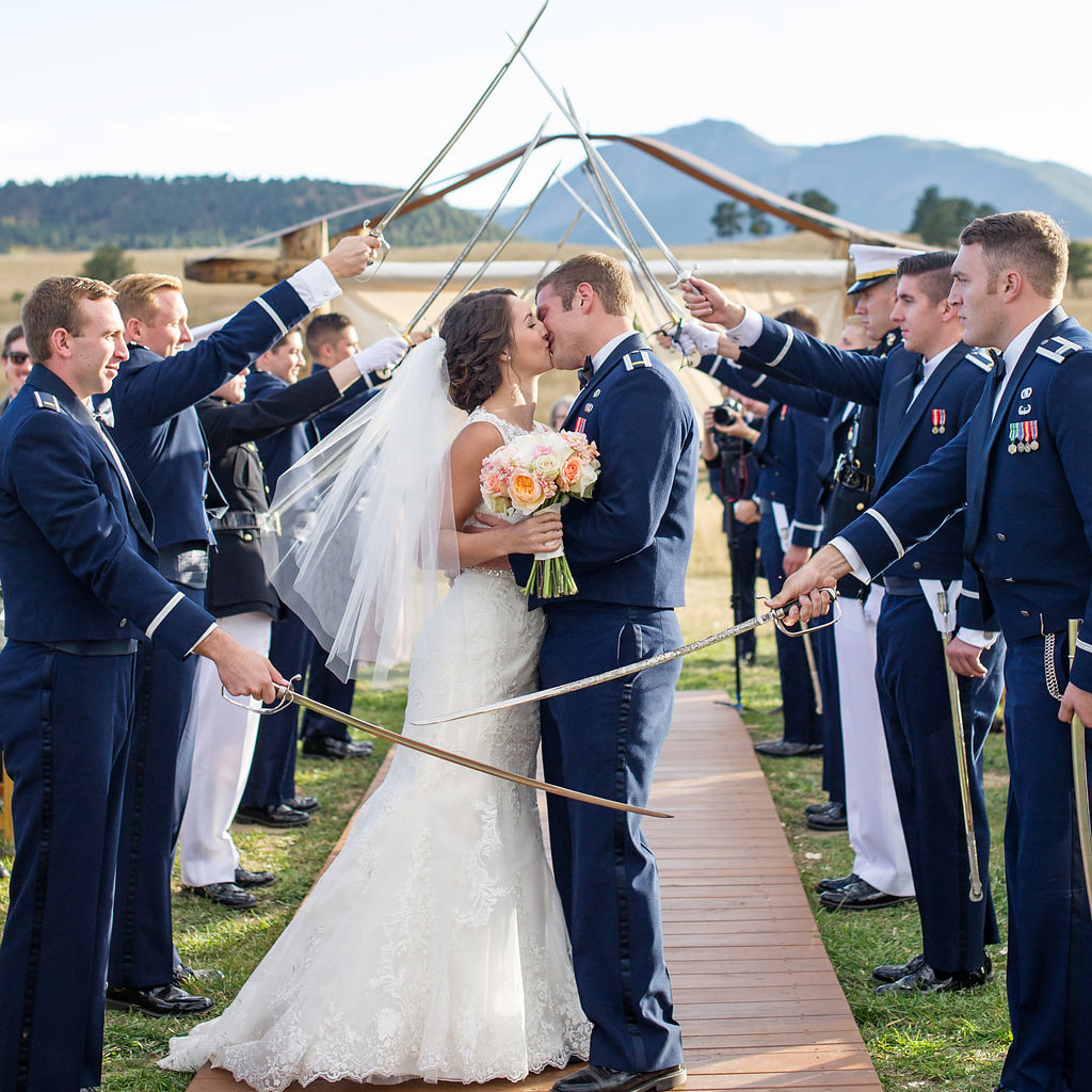 spruce mountain ranch wedding planner, fall wedding colorado, blush wedding flowers, military wedding planner