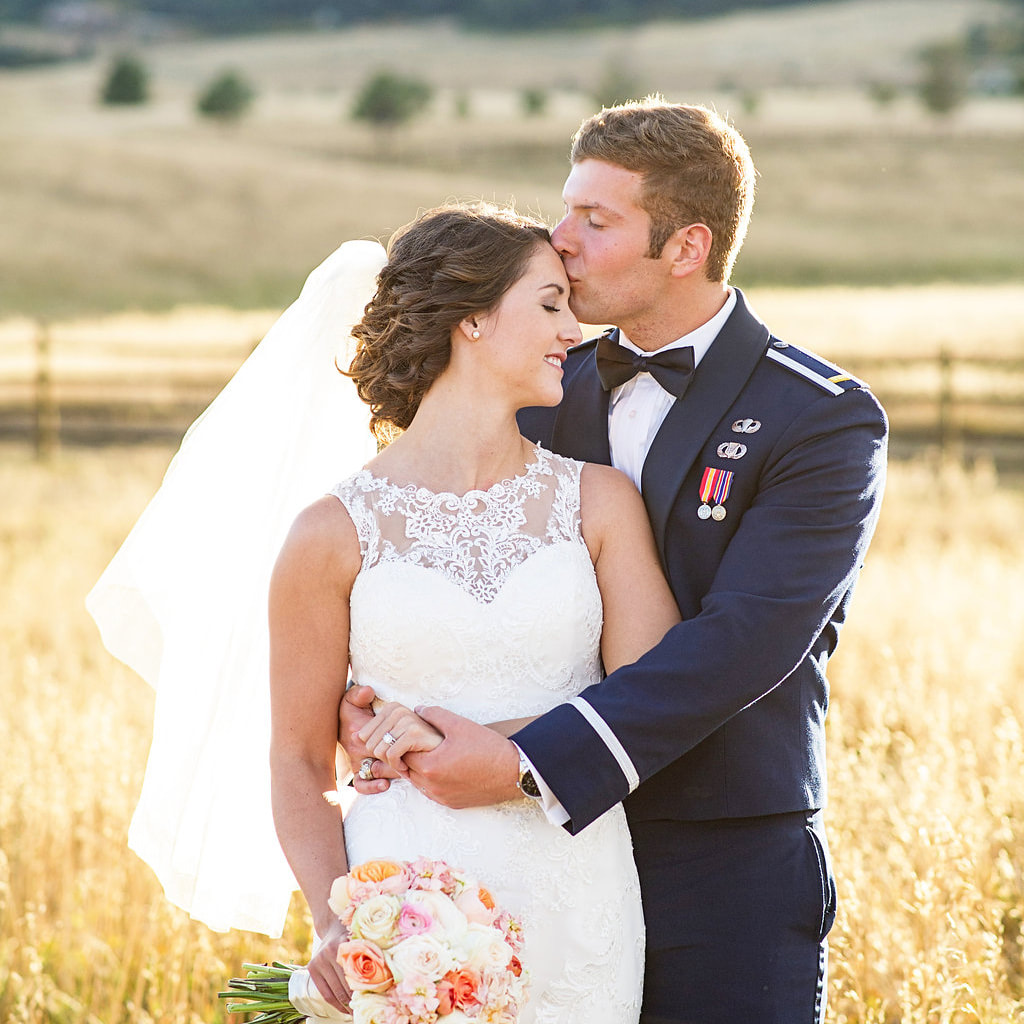 spruce mountain ranch wedding planner, fall wedding colorado, blush wedding flowers, military wedding planner