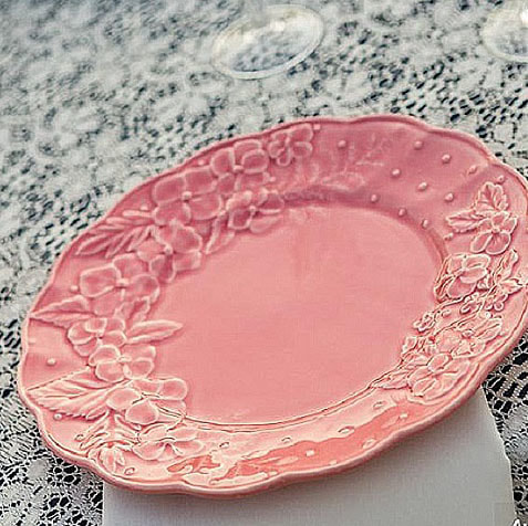 Reception decor, detail photos, place setting, lace table runner, mismatched vintage china, denver wedding planner, colorado wedding inspiration, sweetly paired wedding planning, willow ridge manor wedding