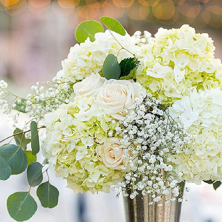Tall floral centerpieces, mismatched china, outdoor reception detail photos at willow ridge manor, denver wedding planning, colorado wedding planner, destination wedding planner, sweetly paired weddings